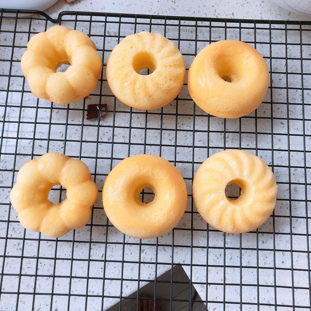 Donuts 甜甜圈🍩