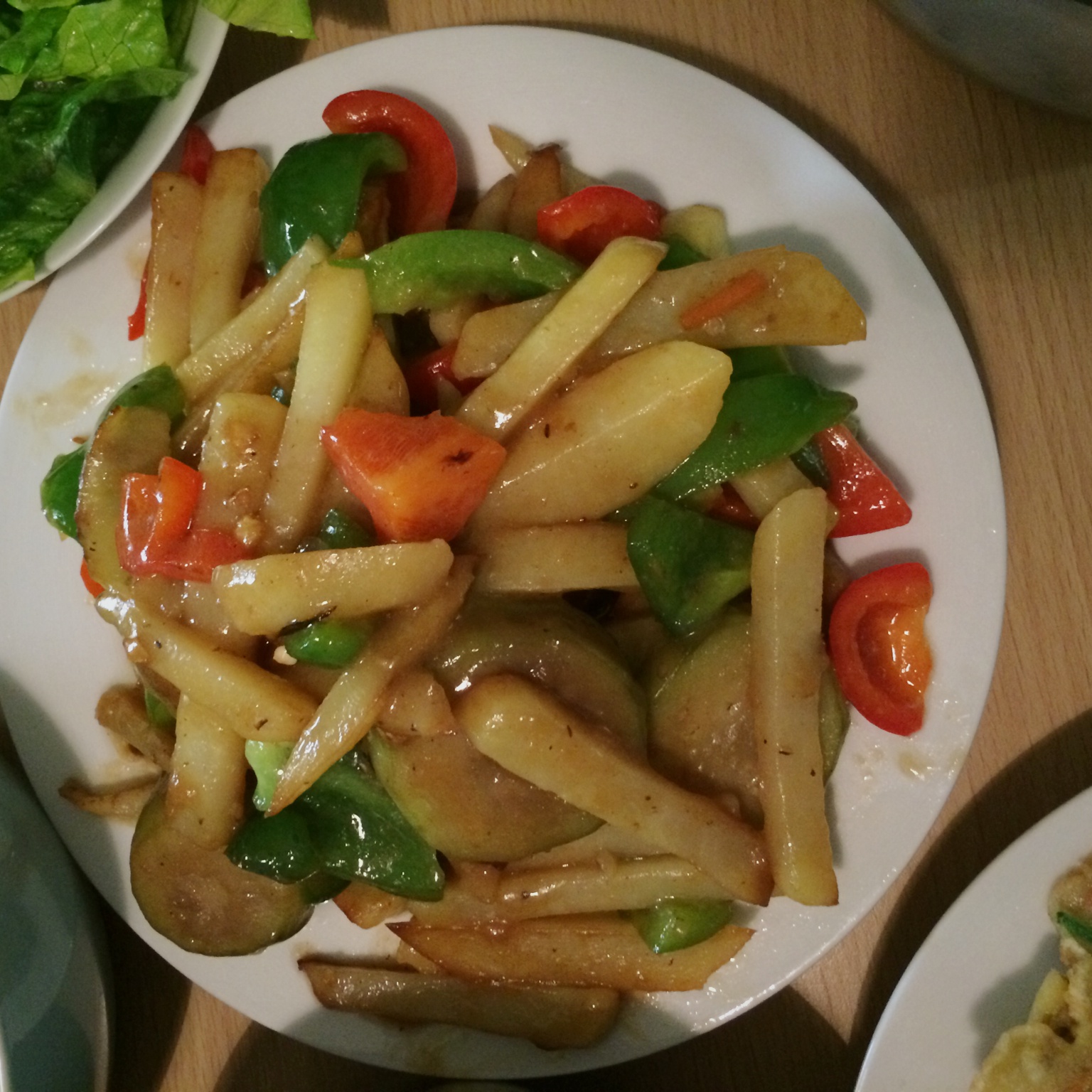 素食者不可错过的一道东北名菜丨地三鲜&野菜豆腐 · 圆满素食