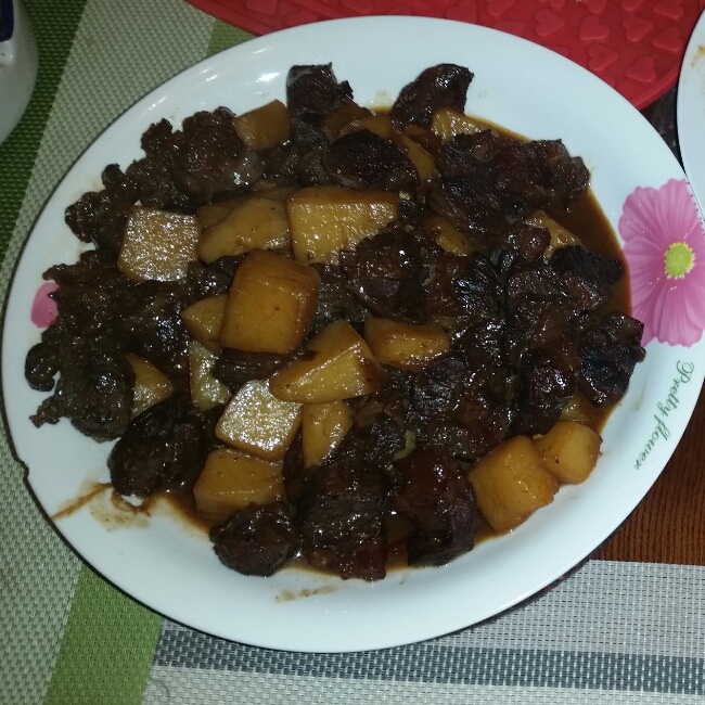 红烧牛腩