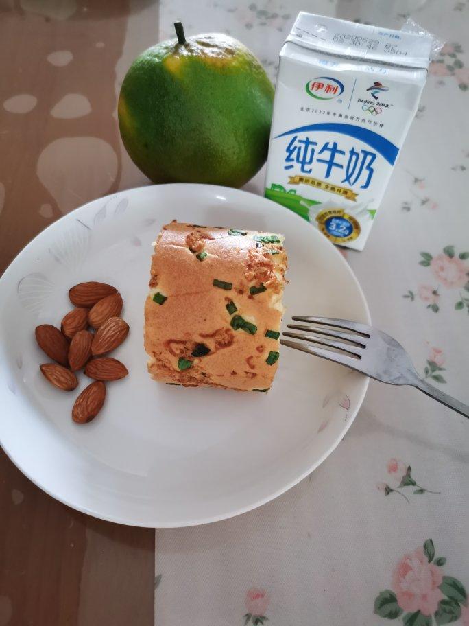 炼奶菠菜汁蛋糕卷
