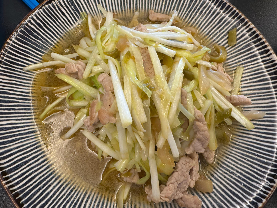 可素食 | 韭黄榨菜炒肉丝