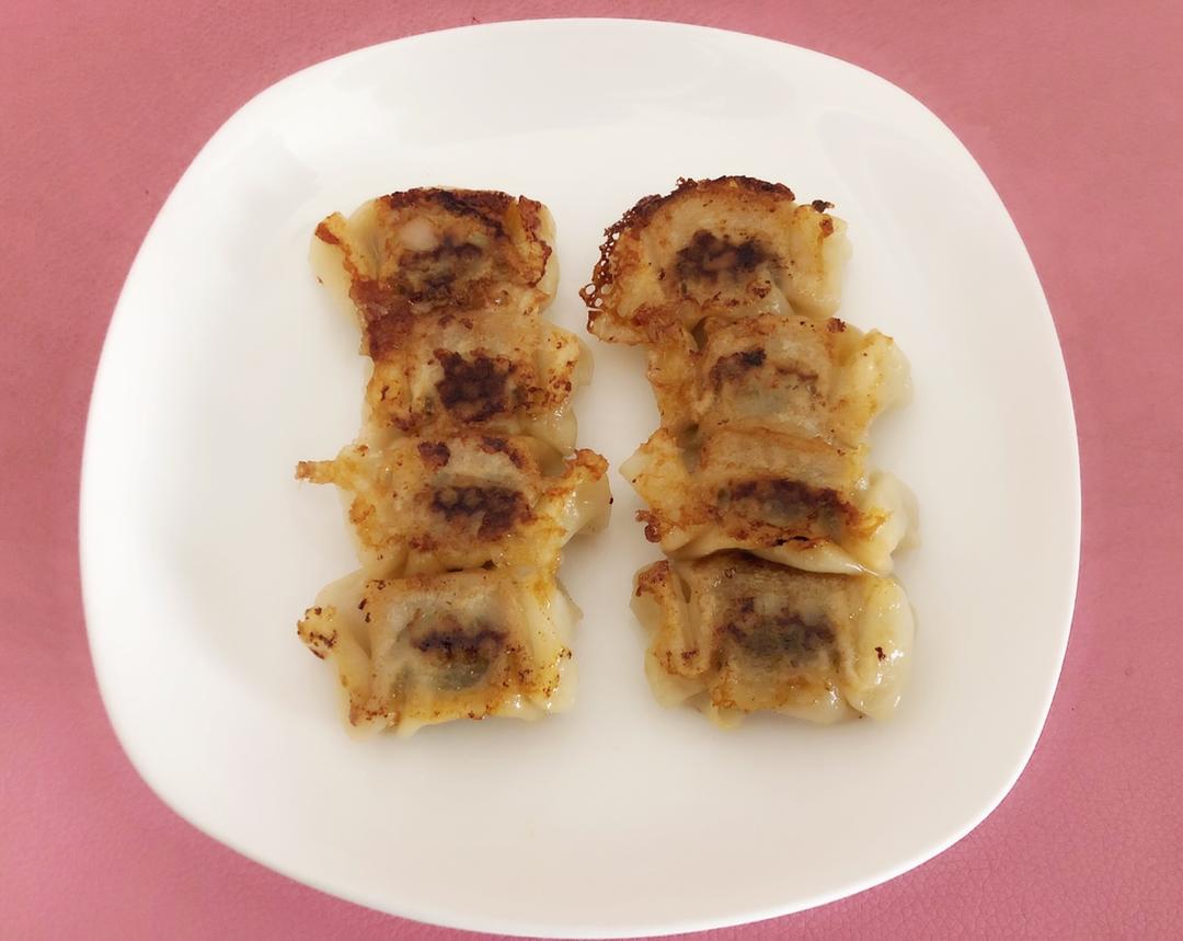 三鲜锅贴