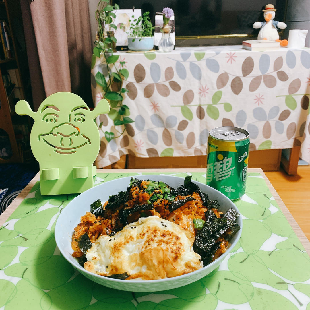 超快手泡菜炒饭