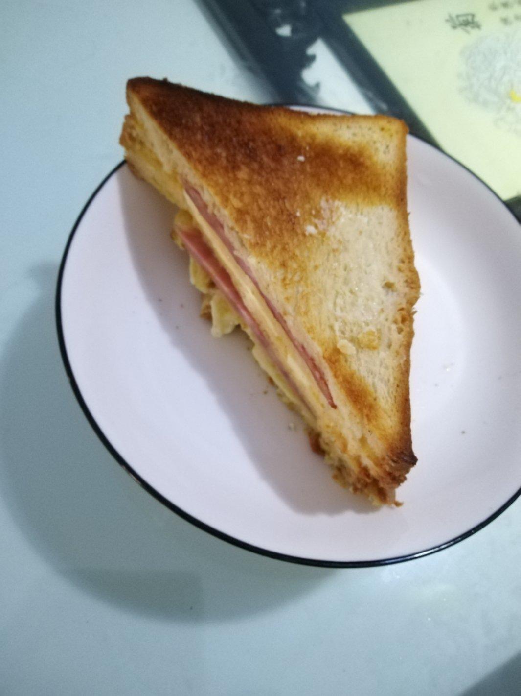 港式西多士（五分钟的快手早餐）