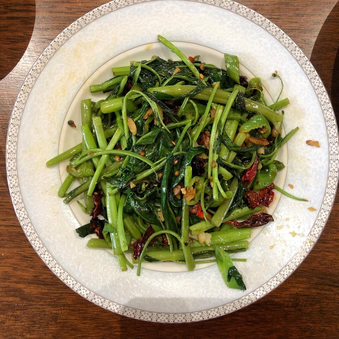 炝炒空心菜（不黑的秘密）