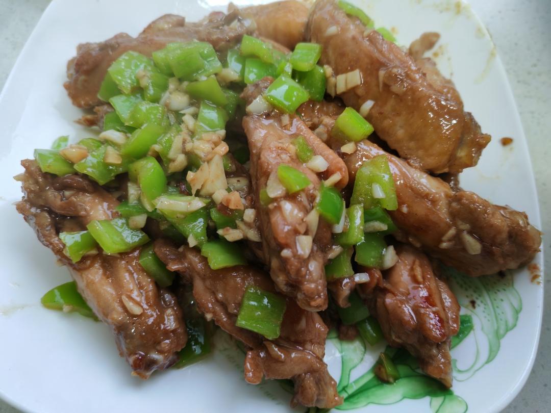 蒜香鸡翅，这才是鸡翅最好吃的做法