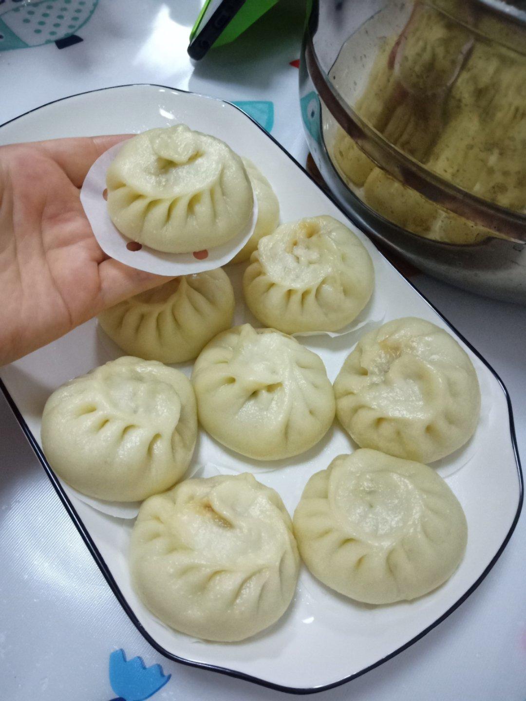 鲜肉包子