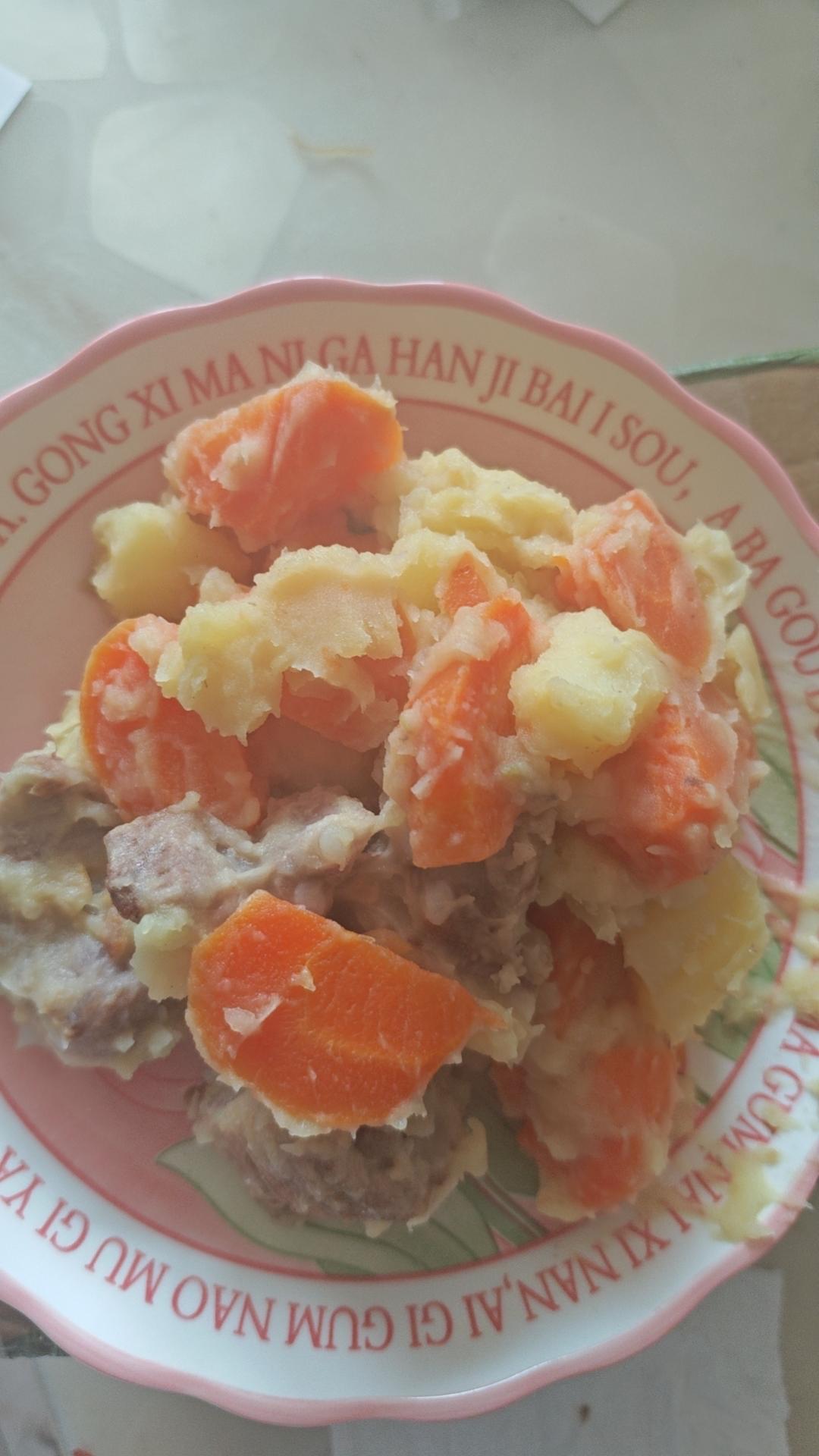 连吃三碗的玉米山药排骨汤