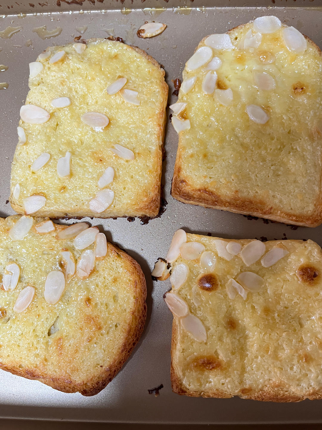 超浓岩烧芝士吐司，快手早餐，一定要做一次，真是太好吃了