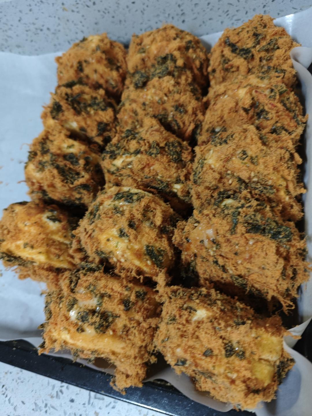 朋友都说比鲍师傅好吃的海苔肉松小贝