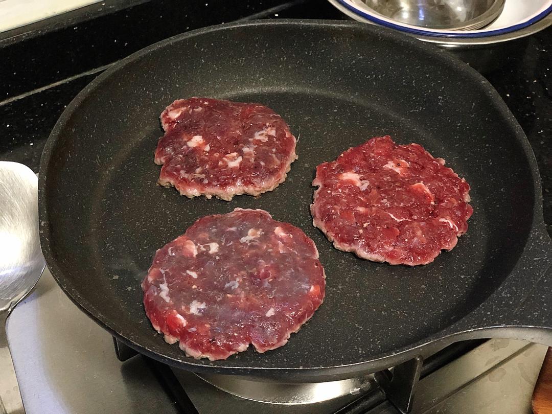 汉堡包牛肉饼