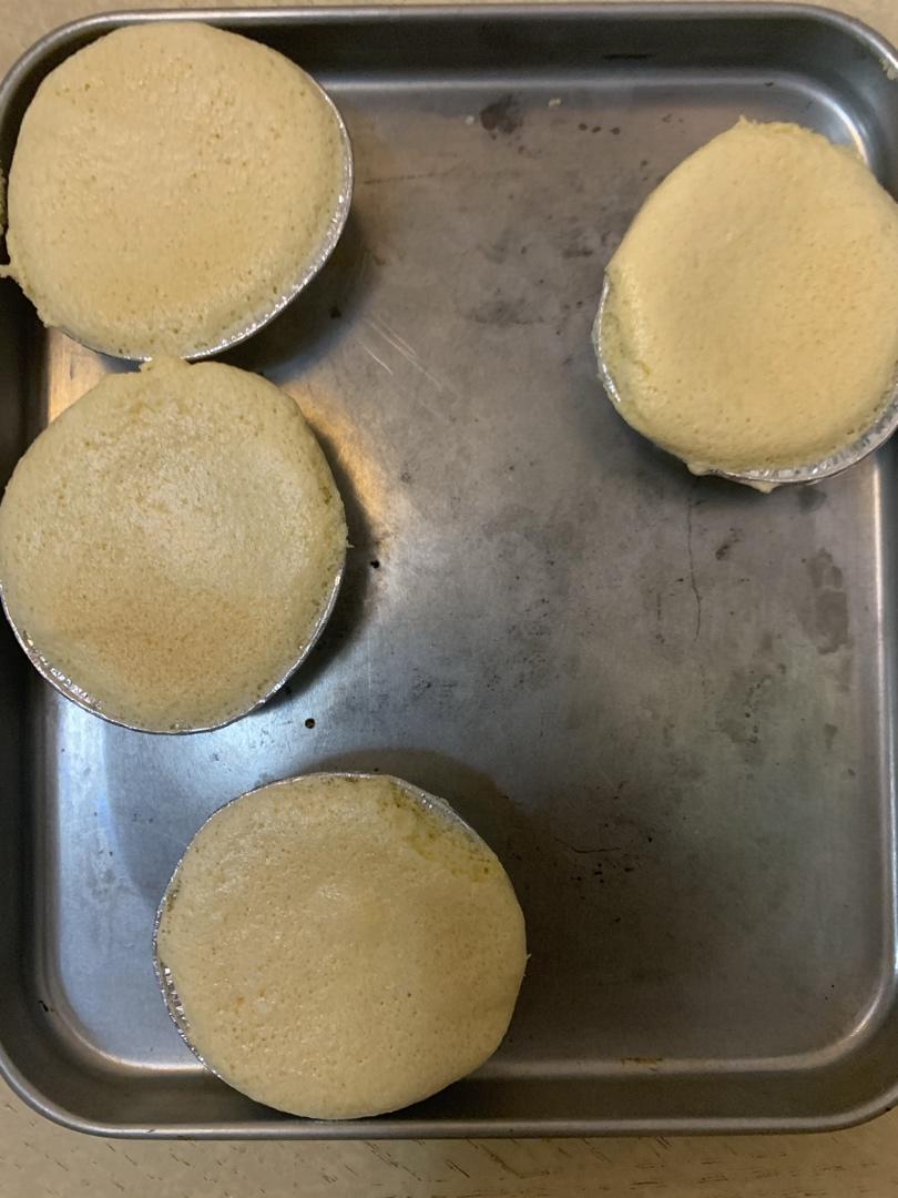 宝宝烤箱版舒芙蕾松软小蛋糕
