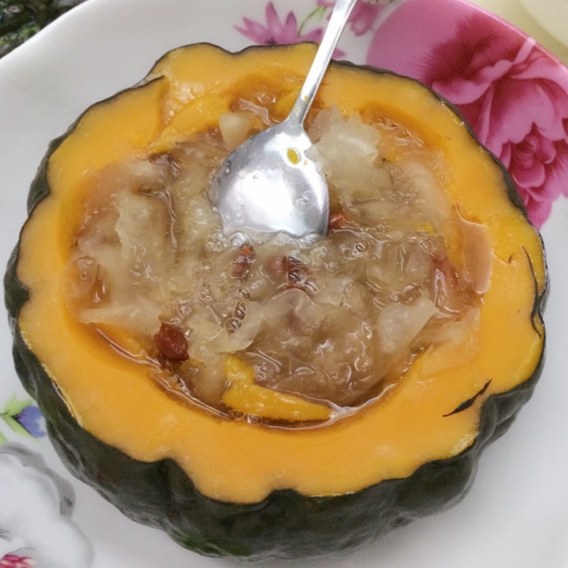 银耳枸杞南瓜盅