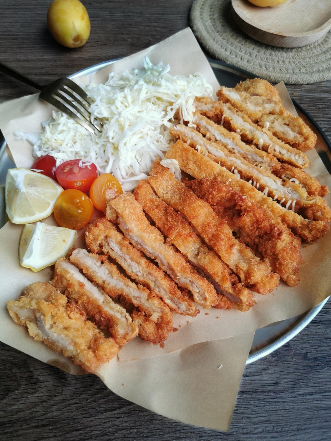 比脸还大的日式轰炸大猪排的做法