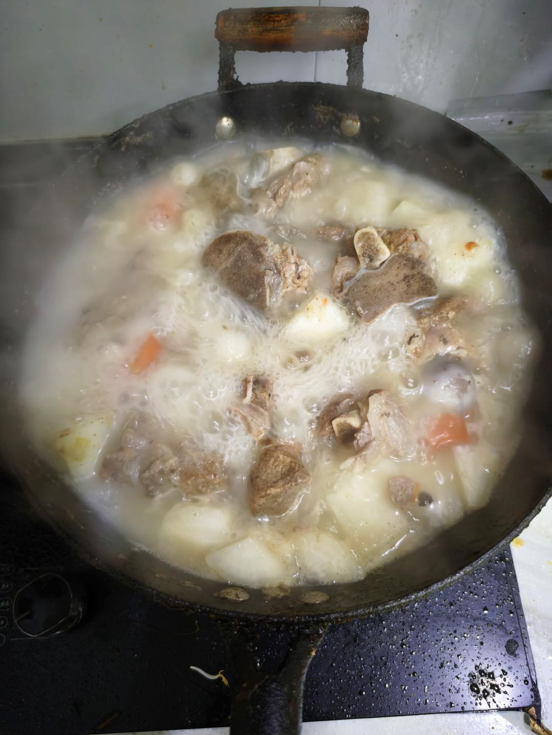 清炖萝卜炖排骨