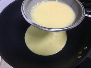 金沙奶黄馅的巧克力月饼的做法 步骤13
