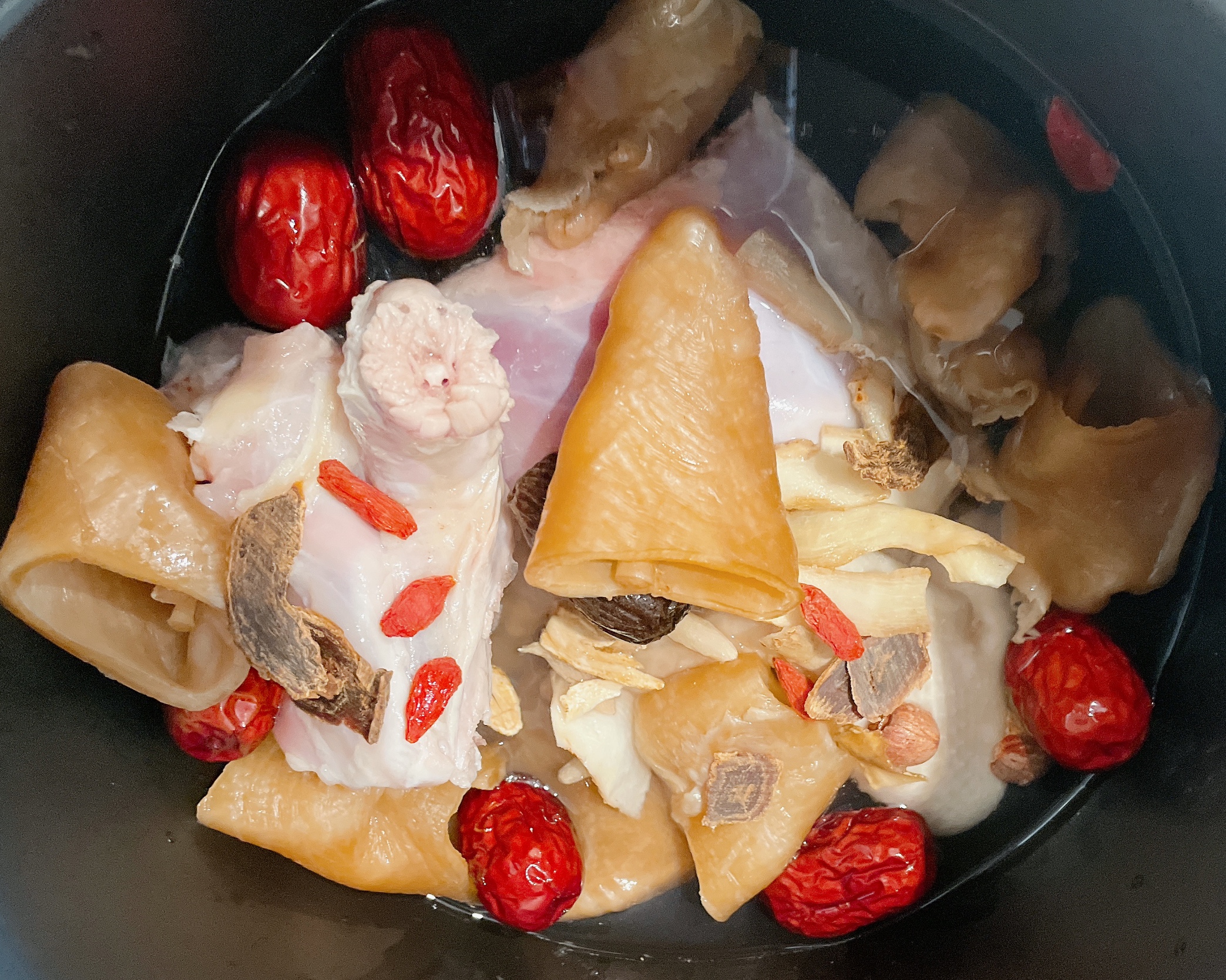 红参石斛鹿茸炖鸡汤的做法 步骤5