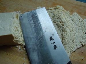 豆腐香椿小丸子的做法 步骤2