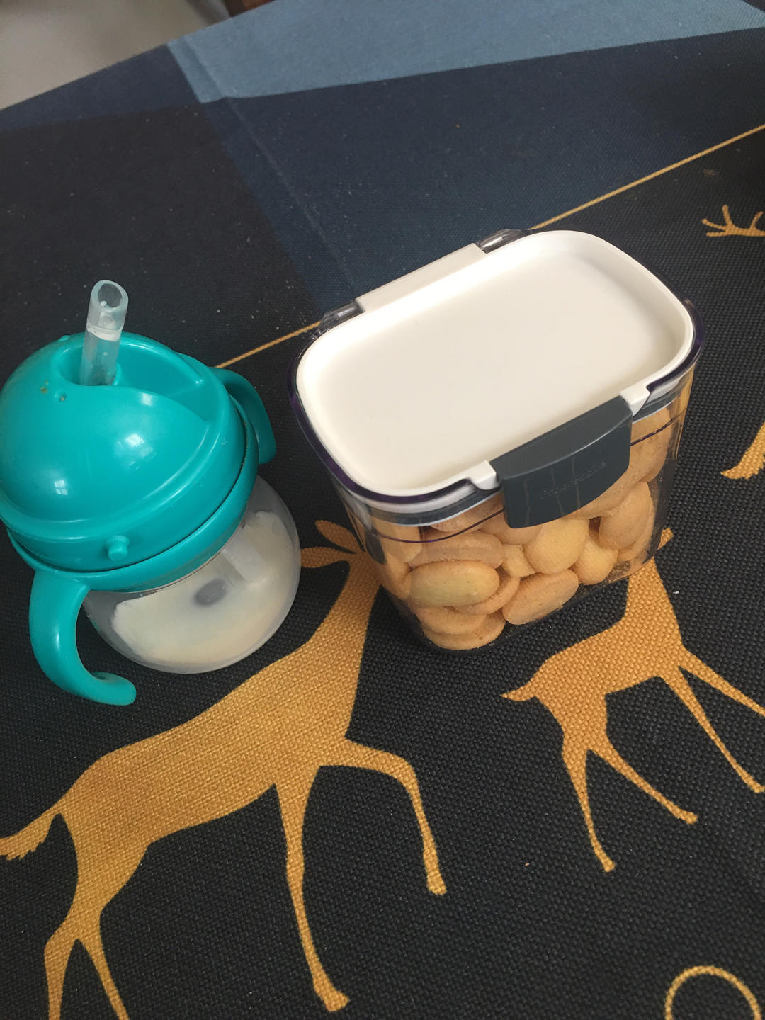 老少皆宜的蛋黄饼干