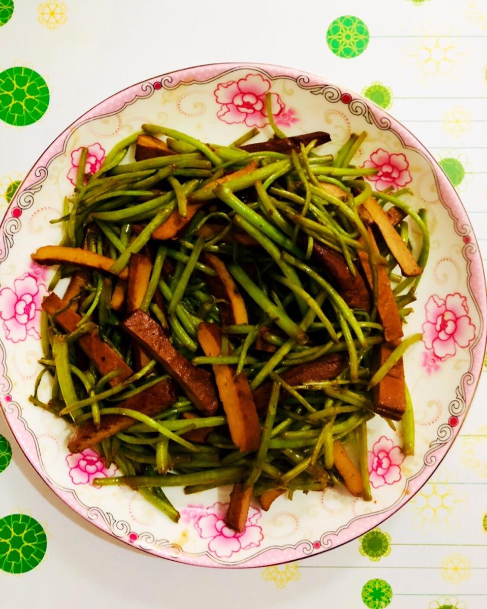 芦蒿炒香干