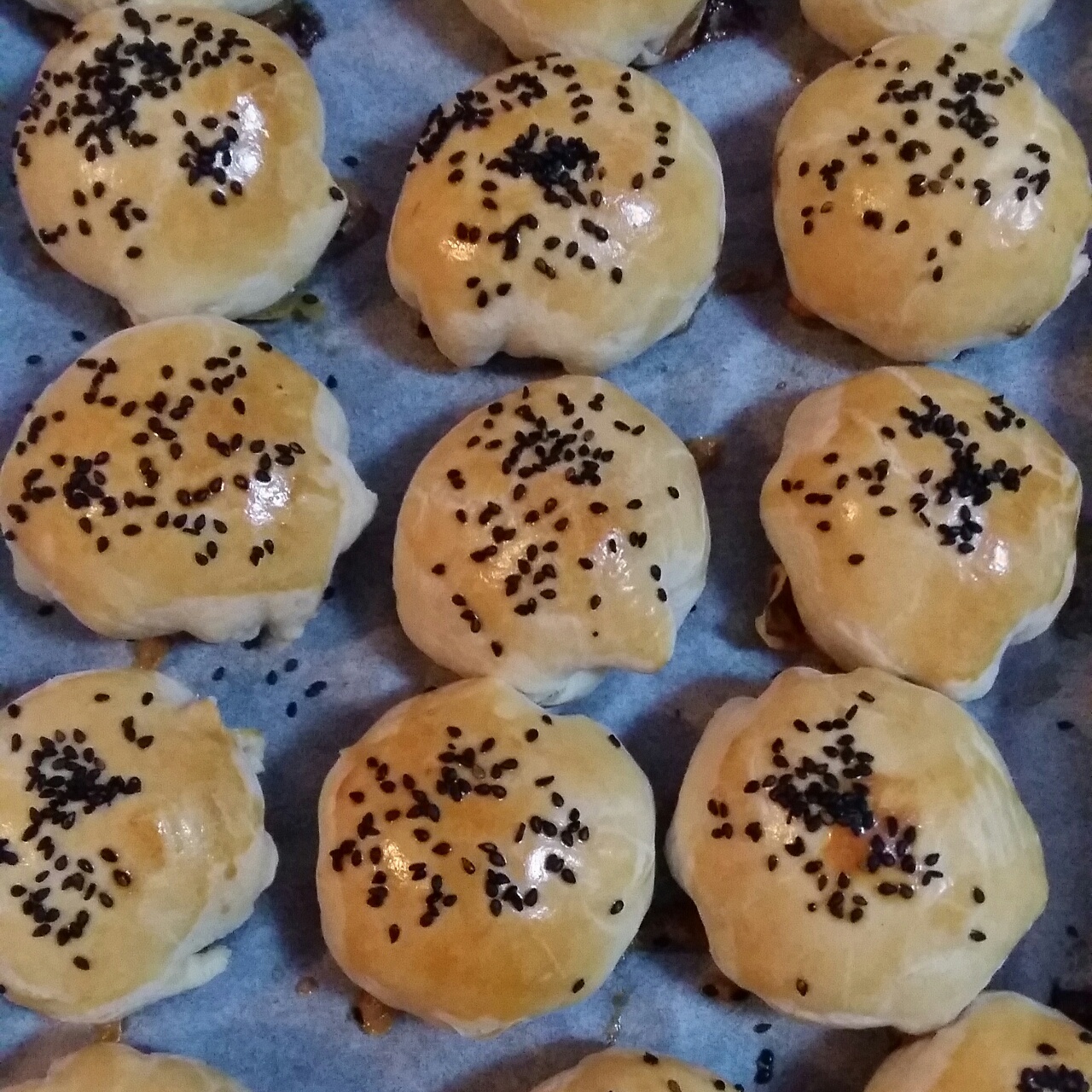 泳式鲜肉榨菜月饼