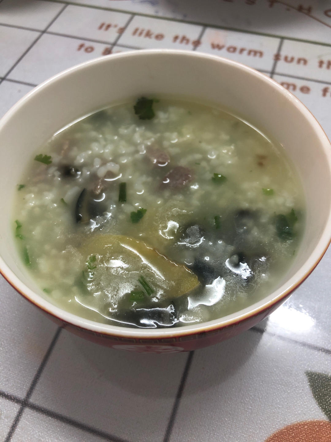 十五分钟快手之香滑皮蛋瘦肉粥(附五分钟电饭煲电压力锅更快捷方法)