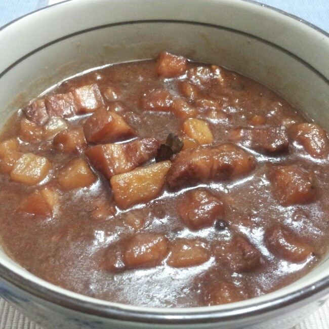 吃着碗里望着锅里的红烧肉