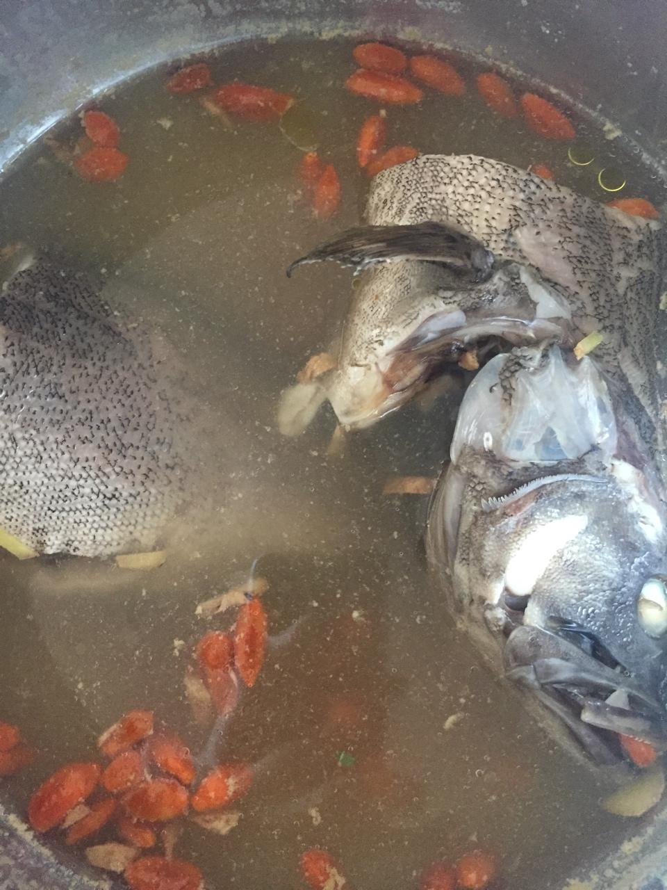 枸杞鲫鱼汤