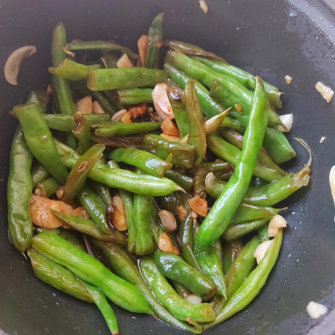 不吃不知道，一吃吓一跳的蒜香素炒豆角