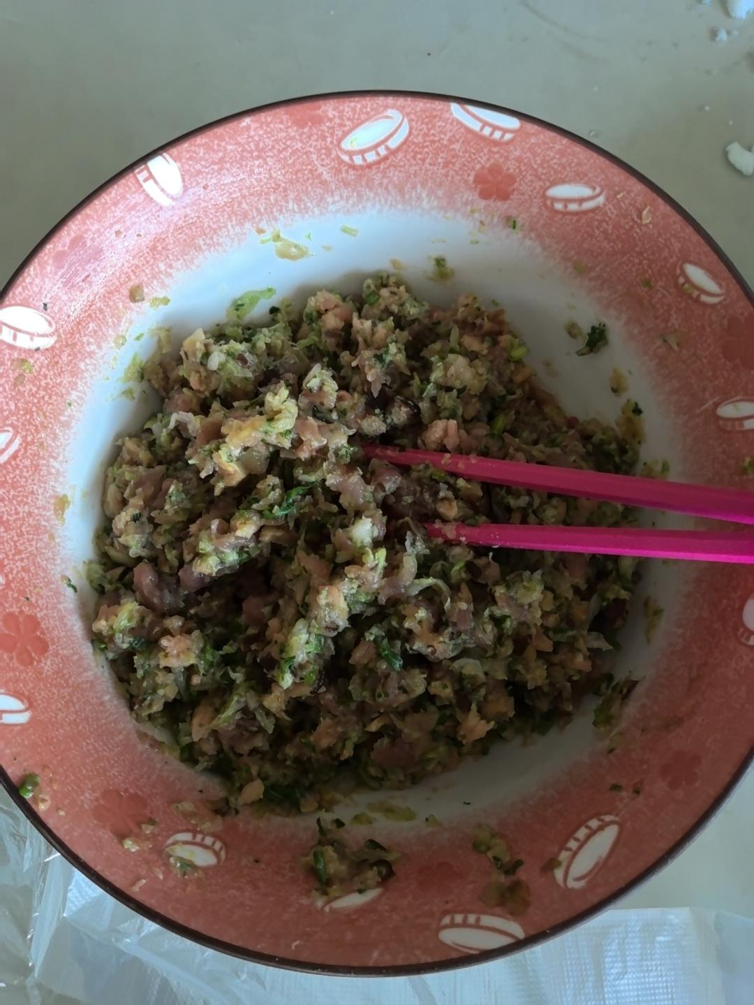 鲜香清爽的小白菜香菇猪肉海米馅儿(饺子、馅饼、包子馅儿)