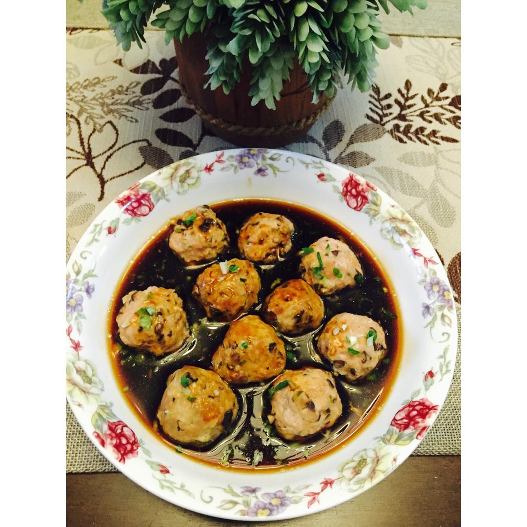香菇肉丸
