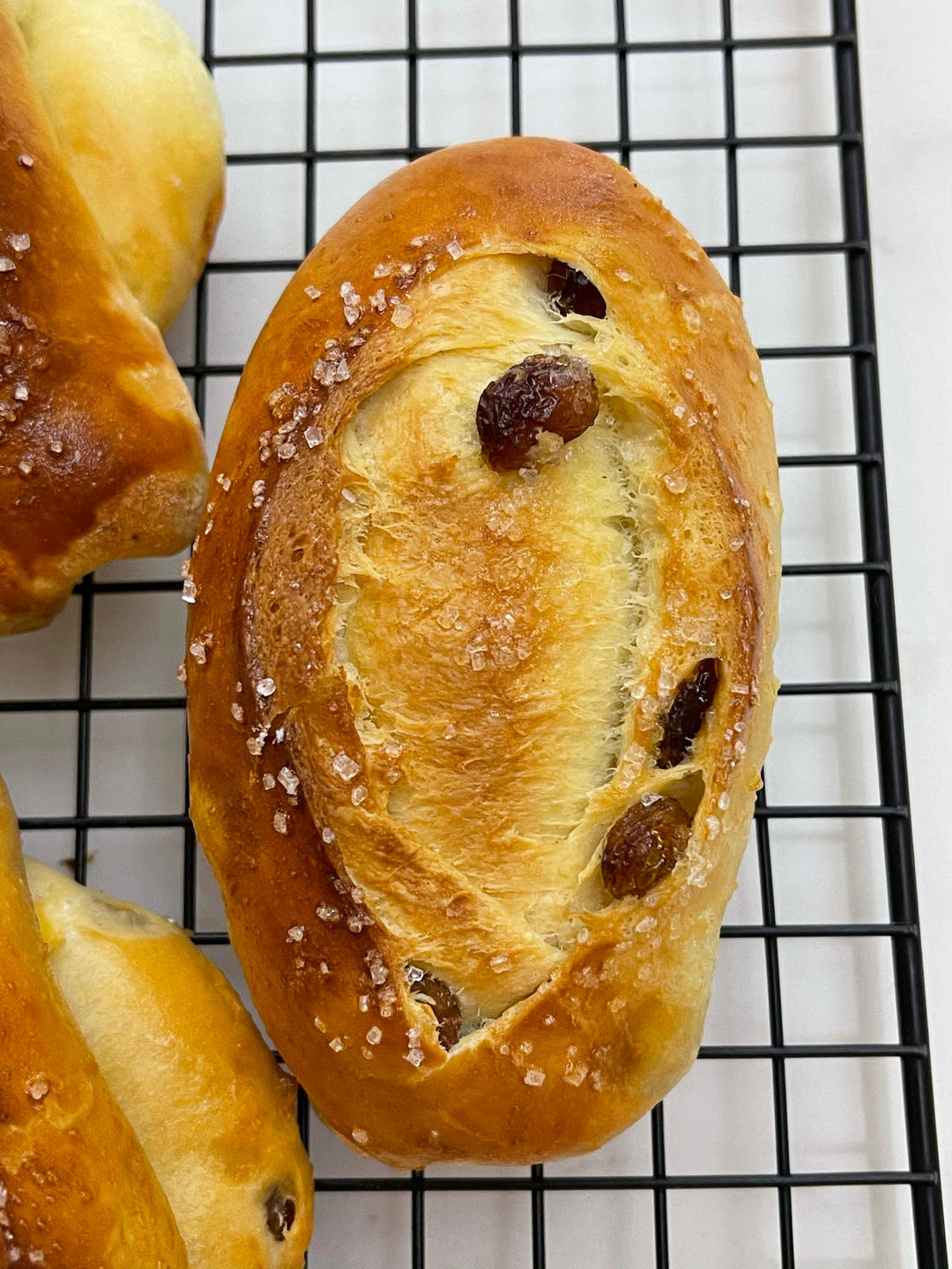 奶香松软的葡萄干面包｜有手就会