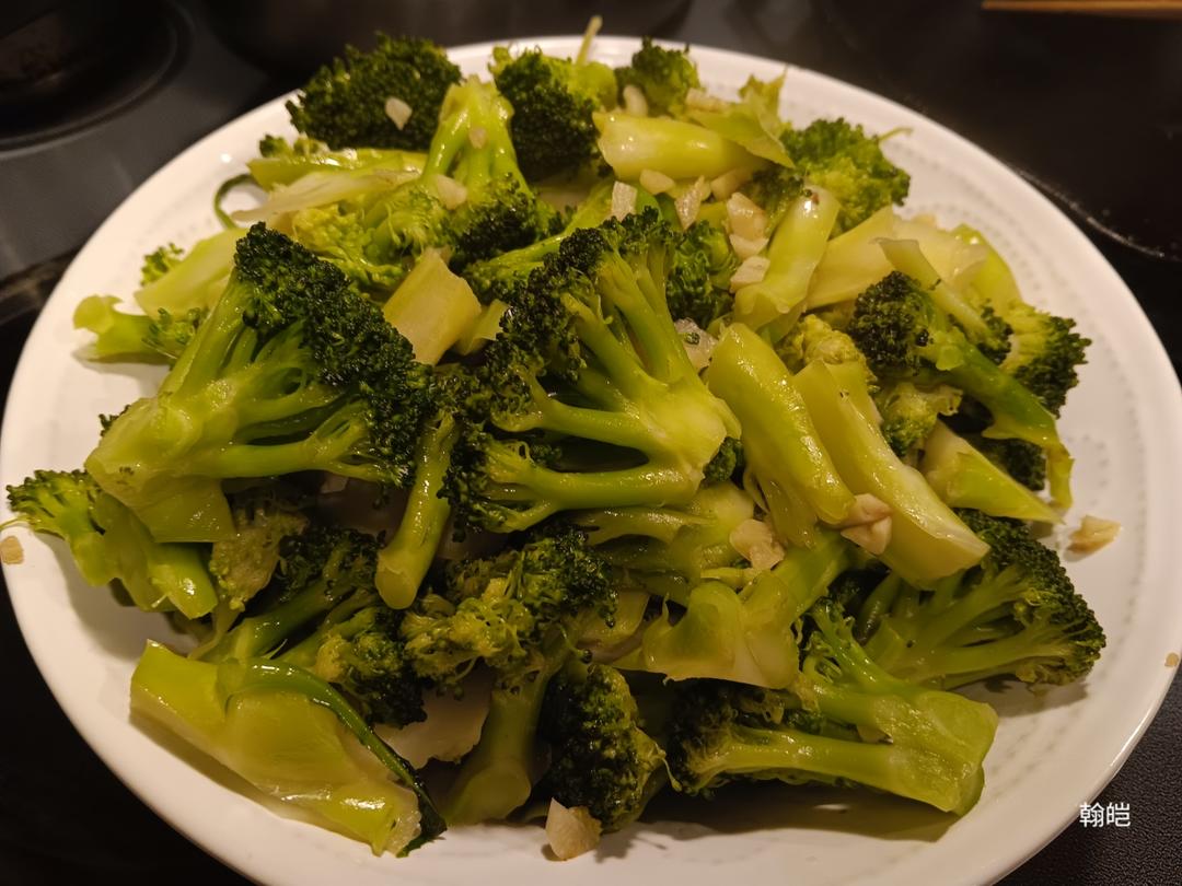 清炒西蓝花