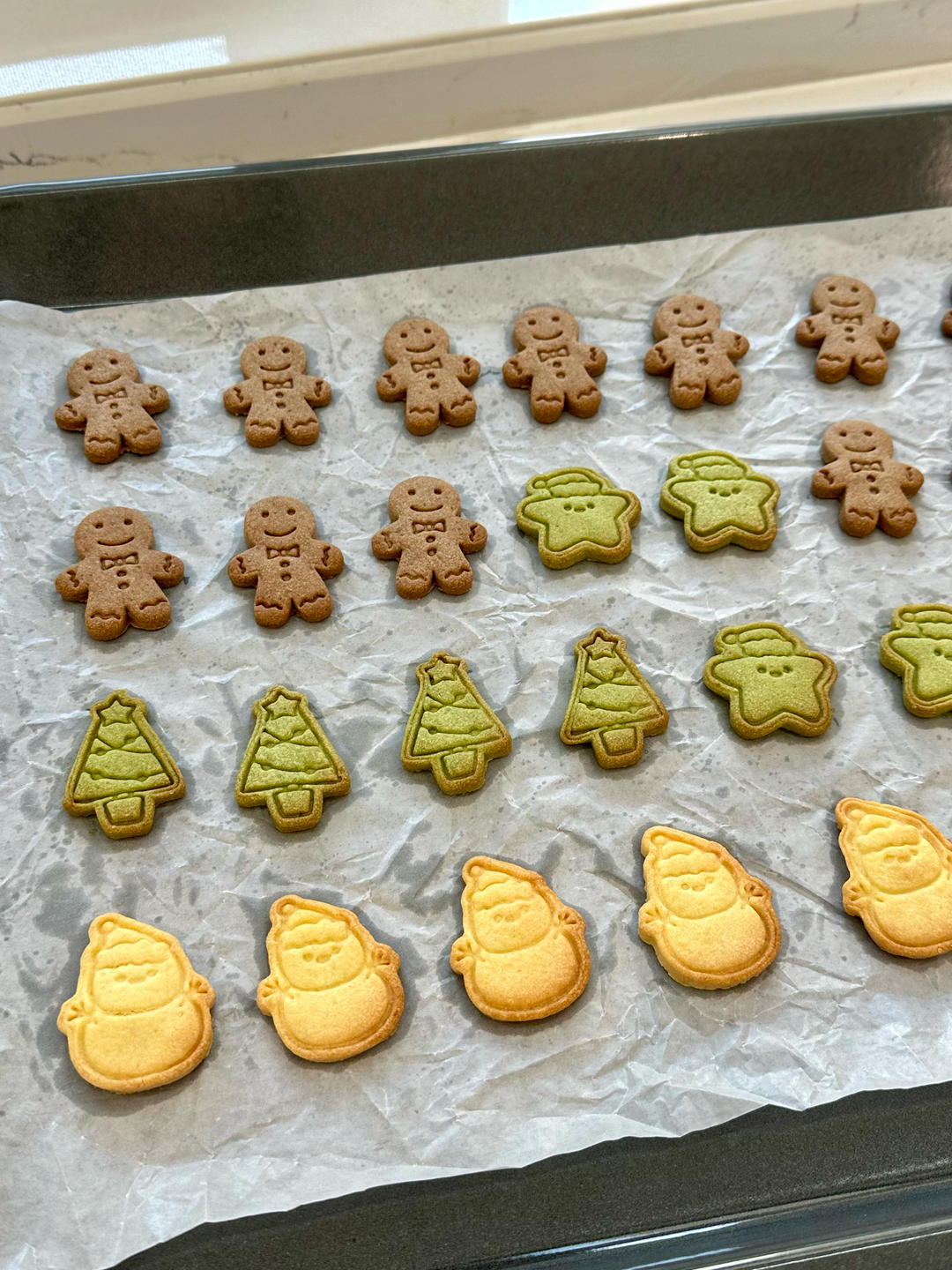 小朋友们超爱的卡通小饼干