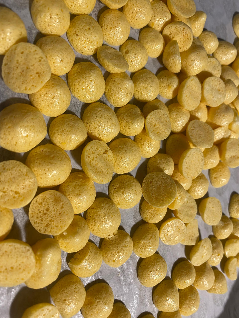 入口即化的无添加蛋黄溶豆