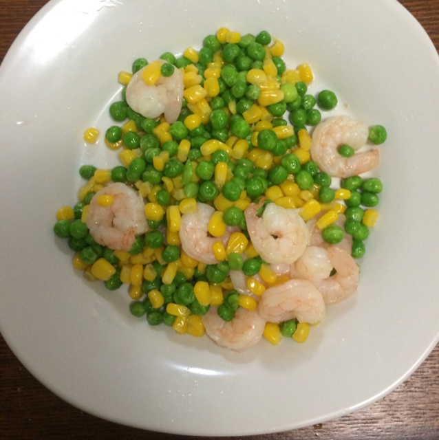 青豆玉米炒虾仁