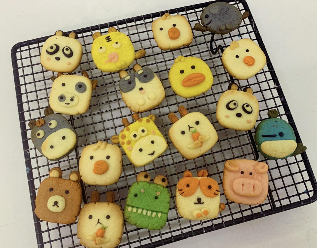 情兽12138做的卡通饼干亲子手工造型饼干立体饼干卡通动物饼干
