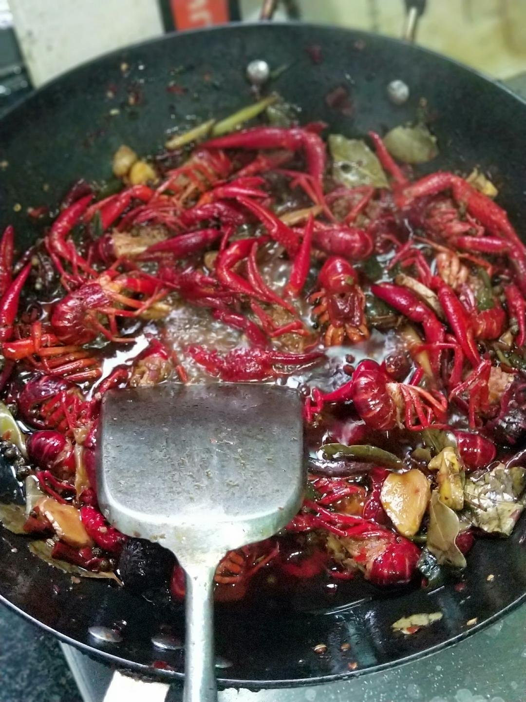 麻辣小龙虾
