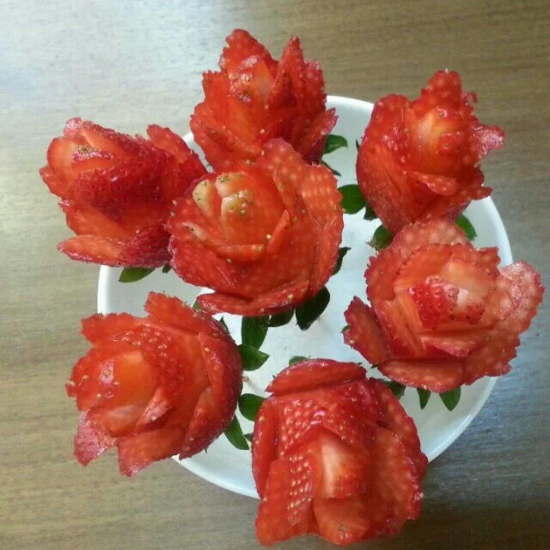 彩虹c做的草莓玫瑰花