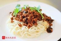 香菇肉酱面的做法 步骤4