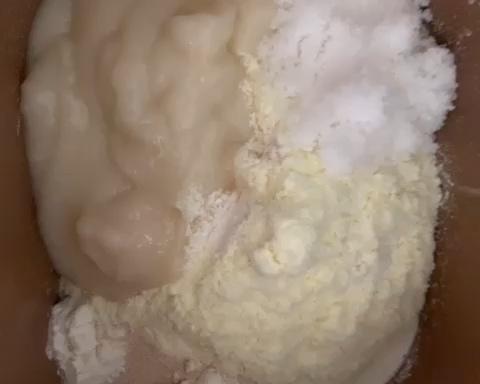 纯奶手撕吐司的做法 步骤1