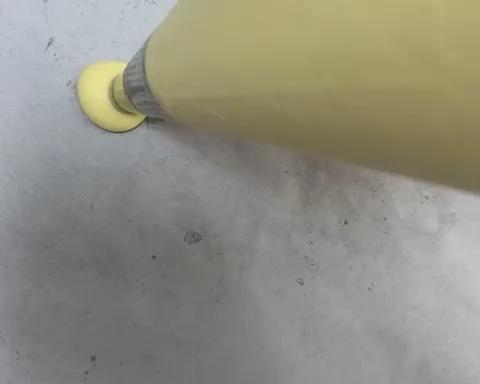 草莓抱抱蛋糕卷、附上詳細(xì)花邊擠法的做法 步驟6