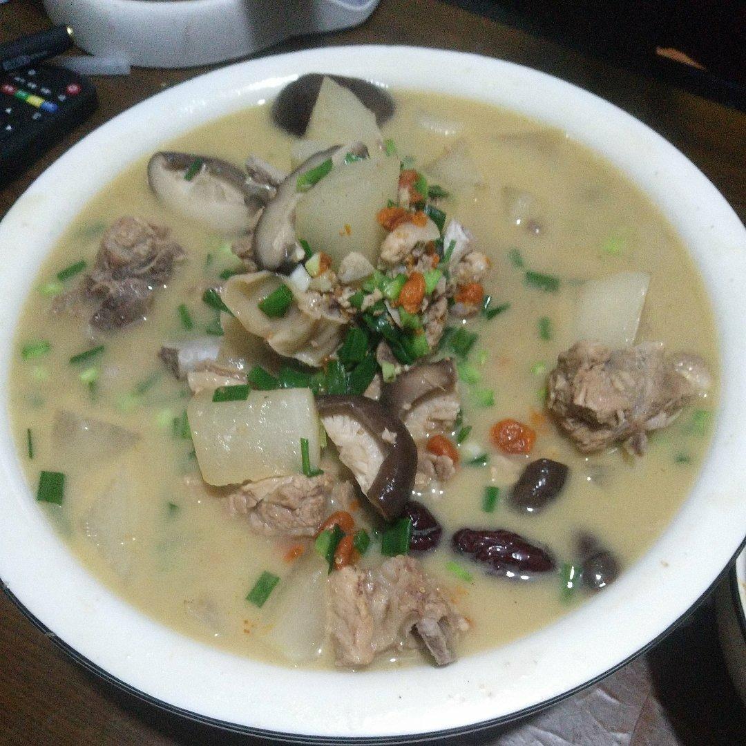 萝卜炖排骨