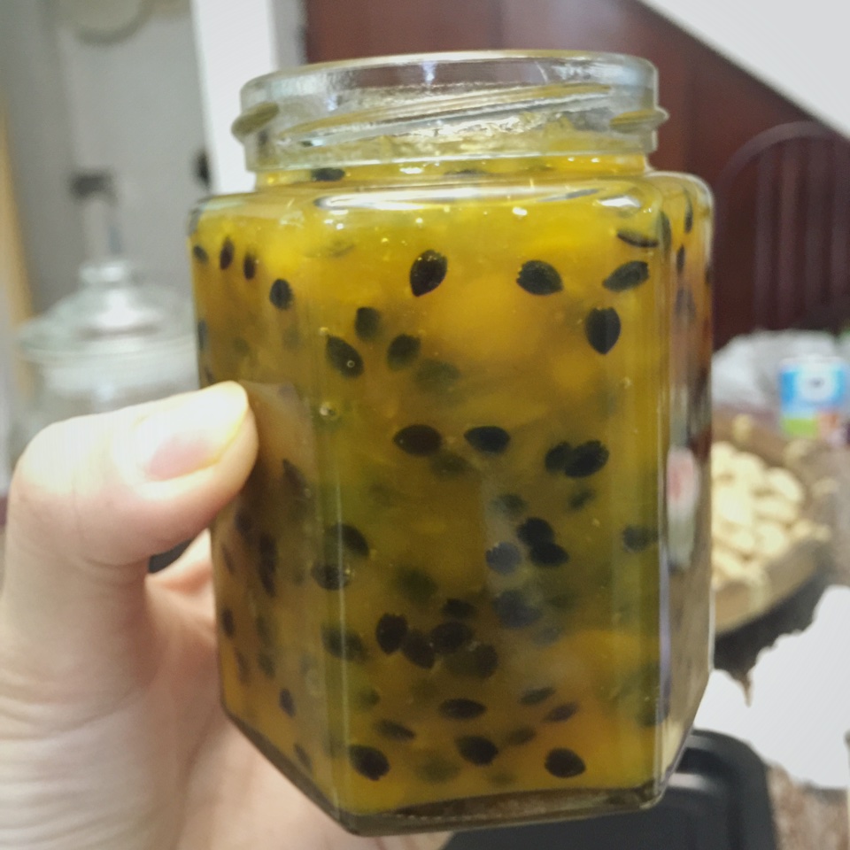 百香果香芒果酱