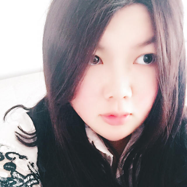 头上长蘑菇的菲小姐