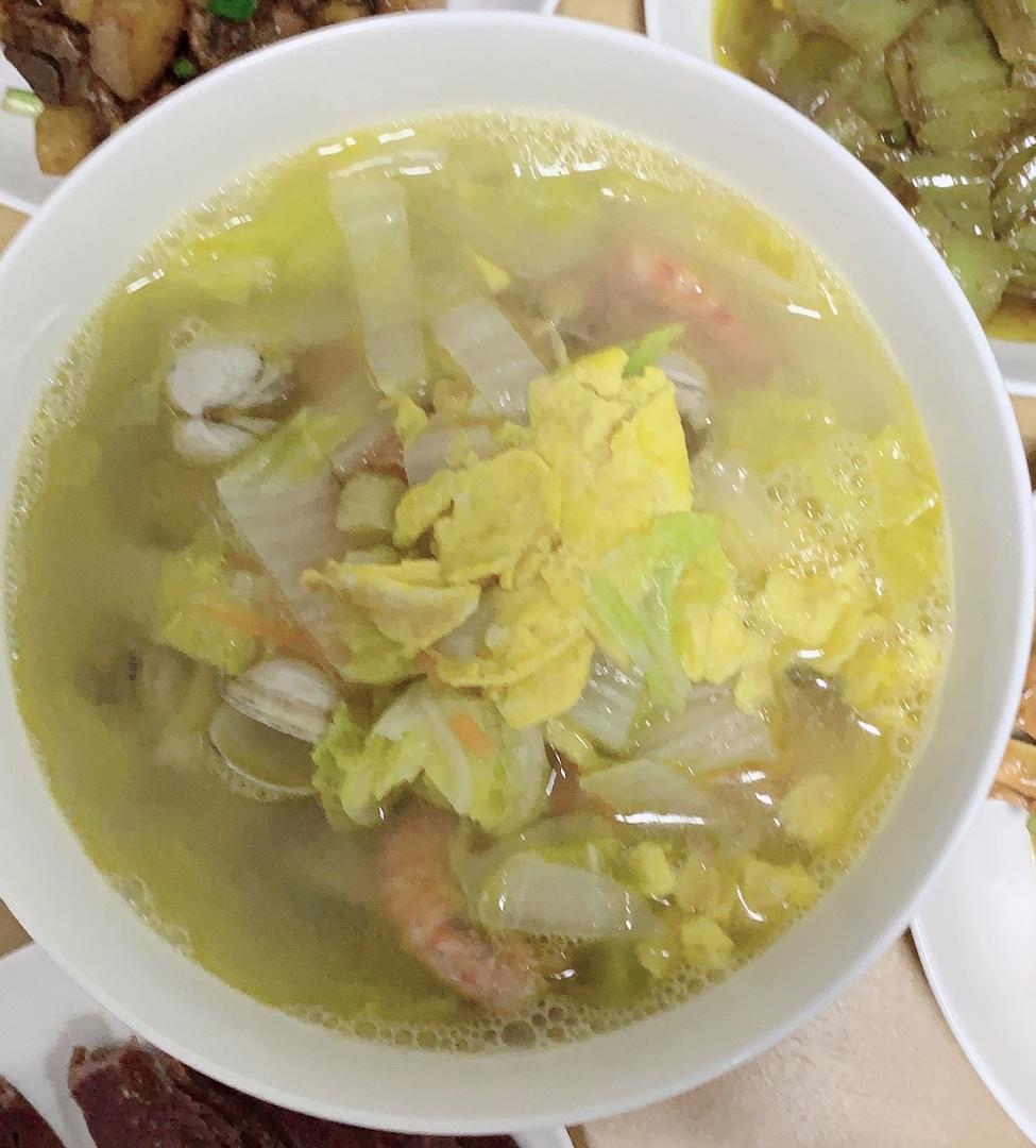 蛤蜊花甲老豆腐明虾汤