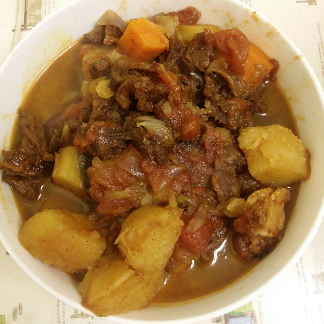 土豆炖牛肉