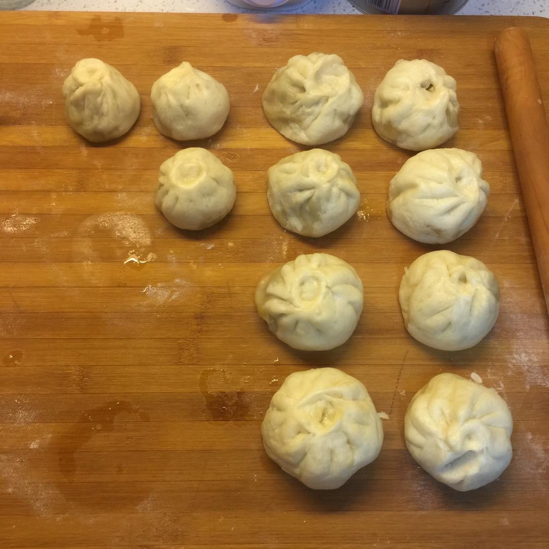 用面包机和面做包子