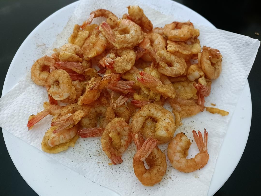 绝对不能错过！好吃到舔盘的椒盐大虾🦐