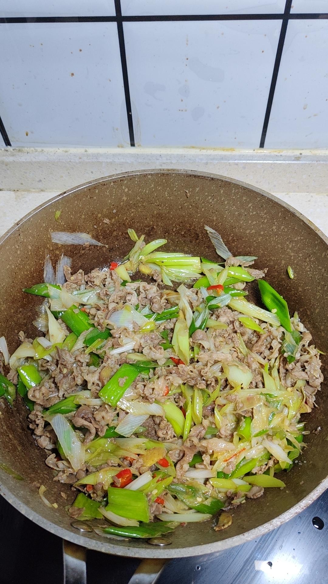 炒了20多年的葱爆羊肉